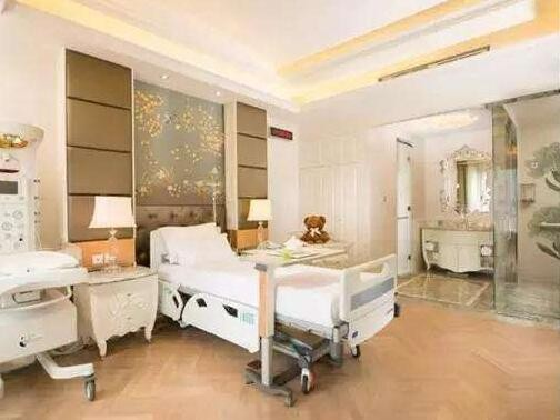 2023上海水光针祛除口周纹好的美容医院排名神秘上线！上海沃德医疗中心榜一当之无愧！