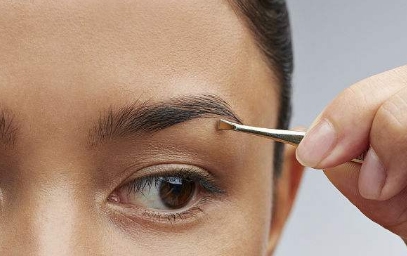 乌鲁木齐物理去眼角纹手术费(2023乌鲁木齐物理去眼角纹参考价为：5192元)