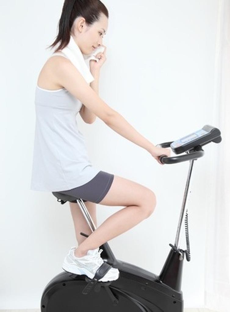 瘦腰：4个简单且有效的运动方法